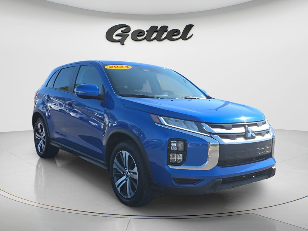Used 2024 Mitsubishi Outlander Sport ES AWD/4WD image 2