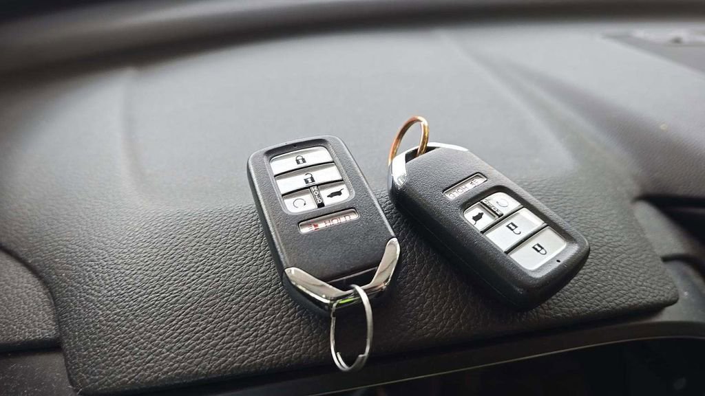 Used 2018 Honda CR-V EX-L image 13