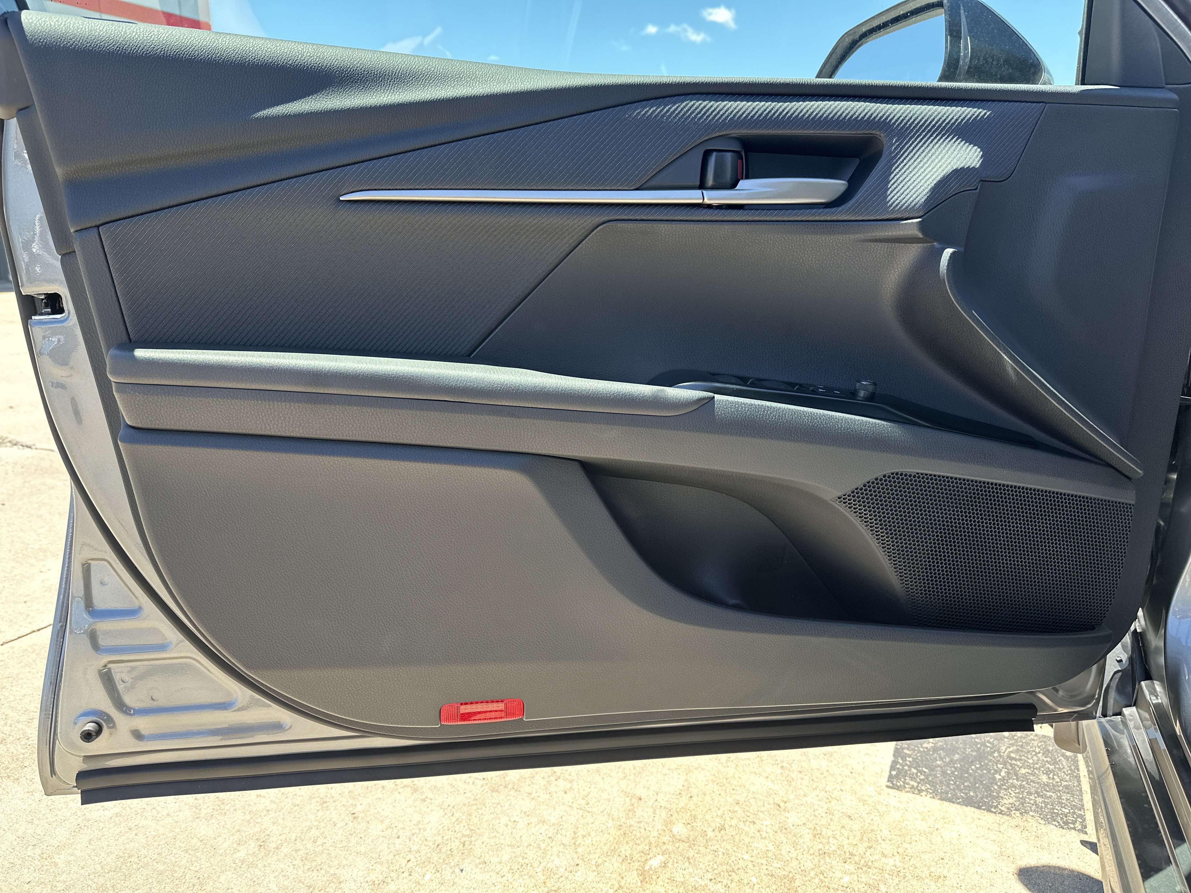 New 2026 Toyota Camry SE w/ Convenience Package FWD image 9