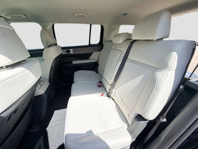 New 2026 Hyundai Santa Fe SE image 23