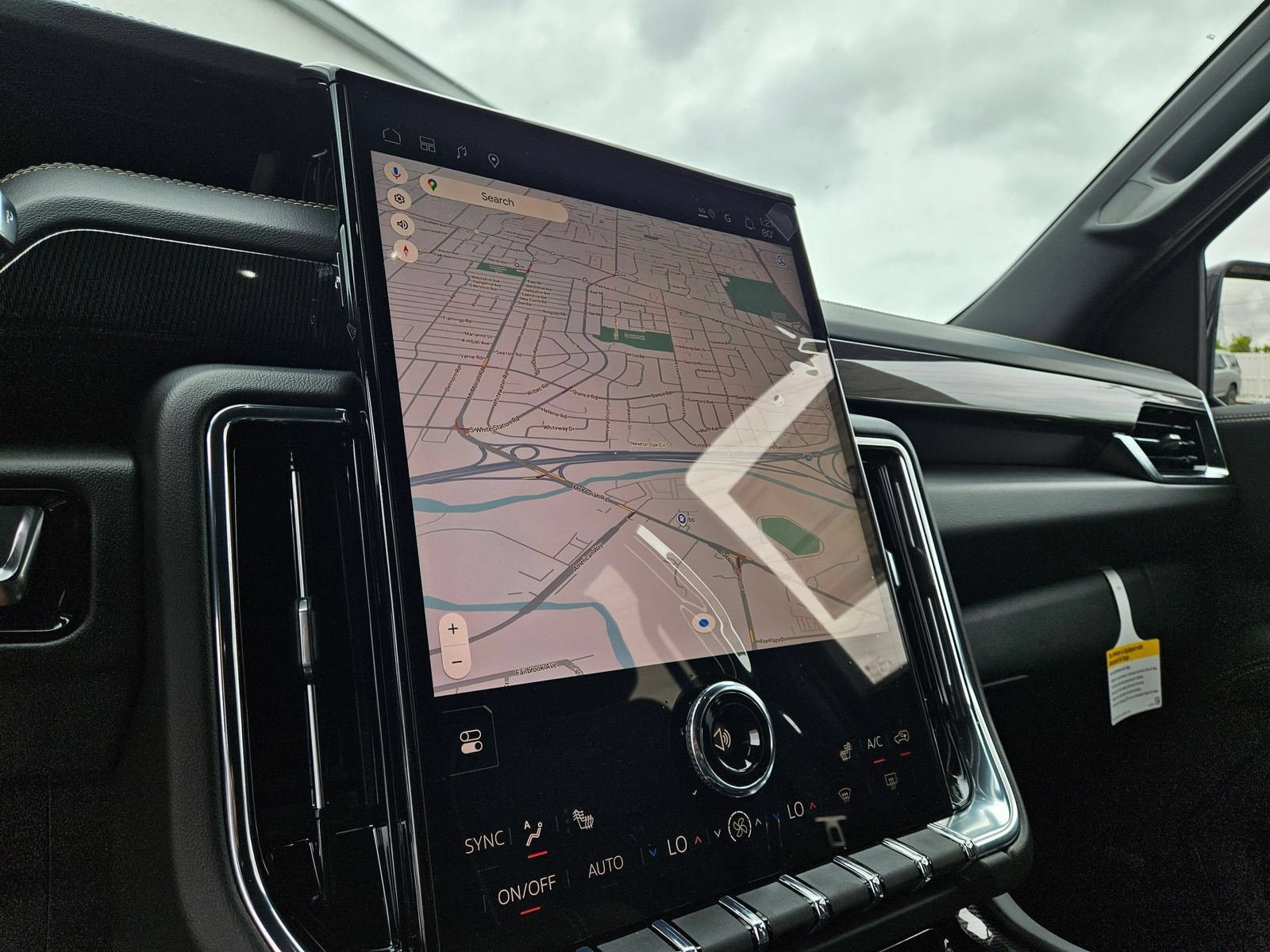 New 2026 GMC Yukon Elevation AWD/4WD image 16