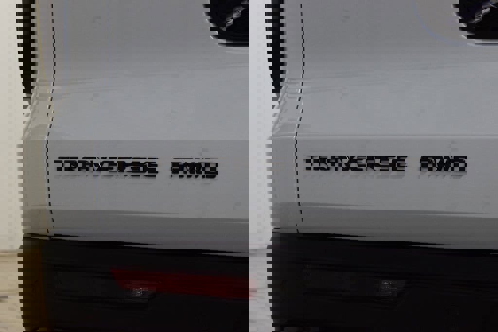 New 2026 Chevrolet Traverse LT w/ Midnight/Sport Edition image 22