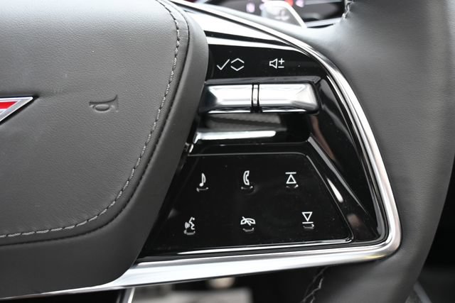 Used 2026 Cadillac Escalade V AWD/4WD image 45