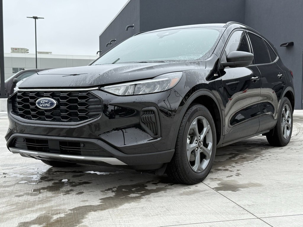 Used 2025 Ford Escape ST-Line w/ Tech Pack #1