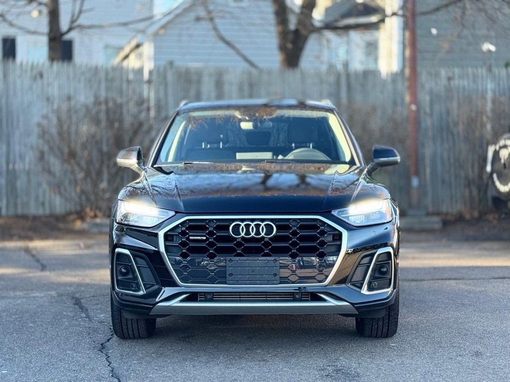 Used 2023 Audi Q5 2.0T Premium w/ Convenience Package image 9