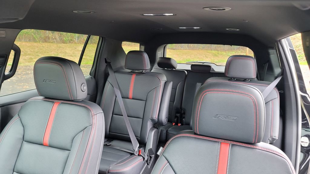 New 2026 Chevrolet Traverse RS image 25