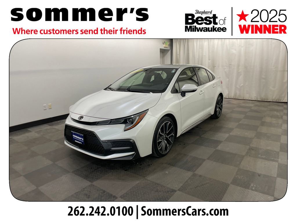 Used 2022 Toyota Corolla SE image 2