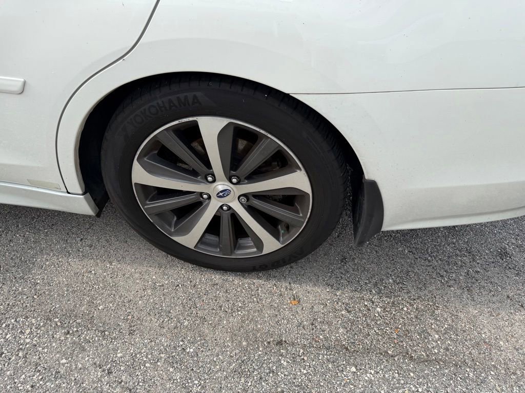 Used 2016 Subaru Legacy 2.5i Limited AWD/4WD image 8