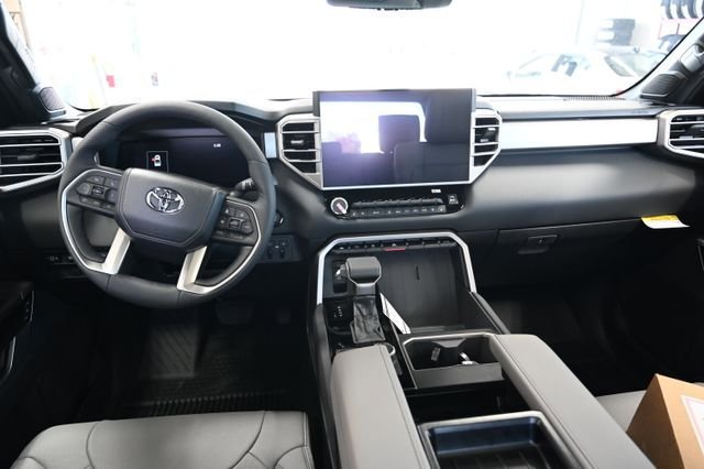 New 2026 Toyota Tundra Limited AWD/4WD image 14