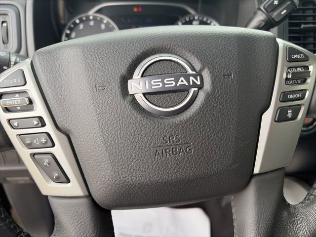 Used 2023 Nissan Titan SV w/ SV Convenience Package image 13
