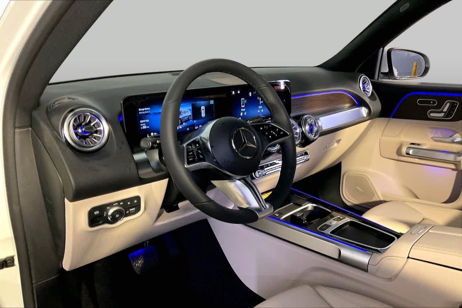 New 2026 Mercedes-Benz GLB 250 4MATIC image 9