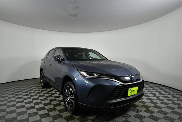 Used 2024 Toyota Venza LE image 8