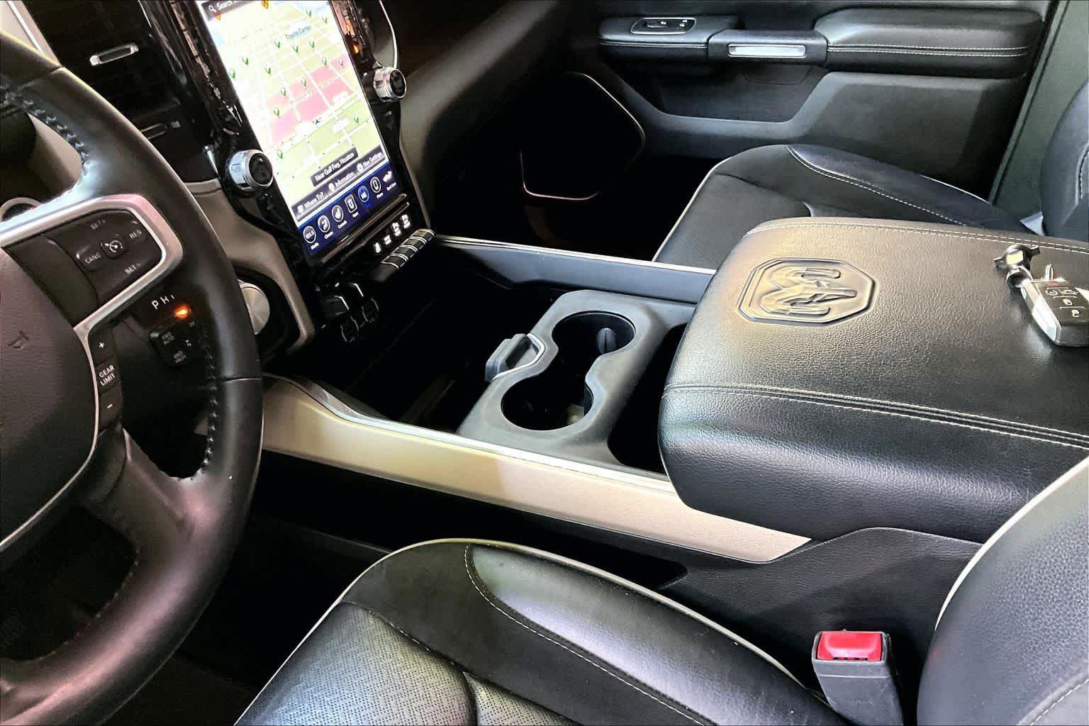 Used 2020 RAM 1500 Laramie AWD/4WD image 16