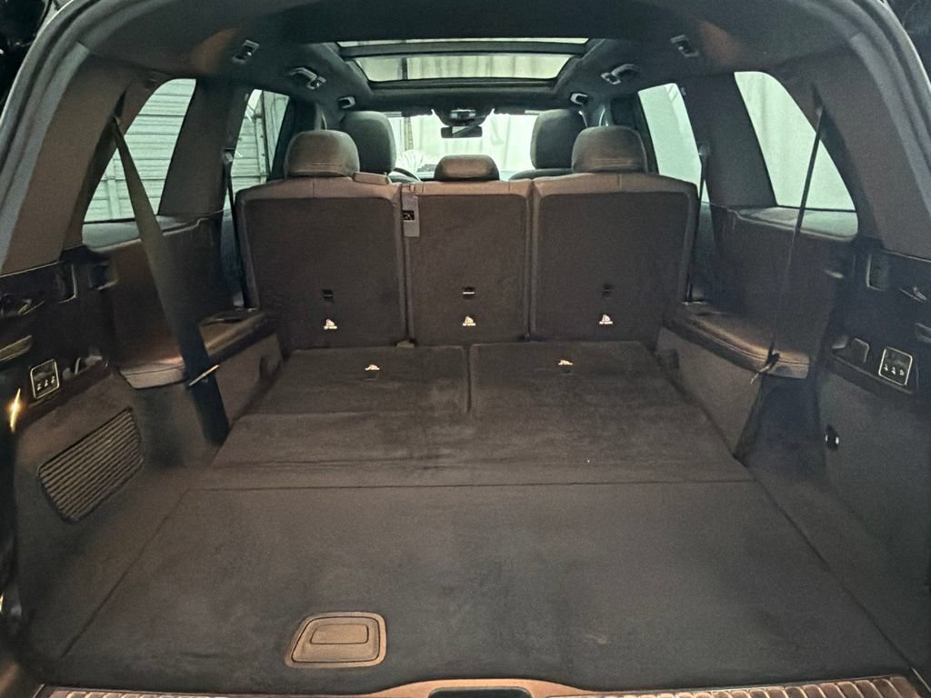 Used 2024 Mercedes-Benz GLS 450 4MATIC image 27