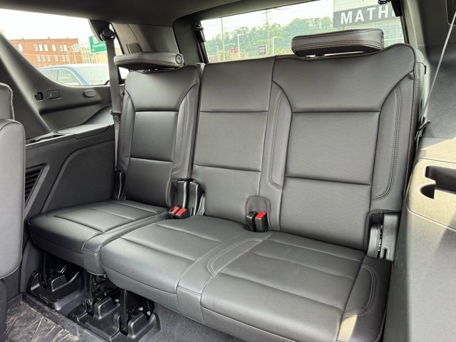 Used 2024 Chevrolet Tahoe High Country w/ Premium Package image 11