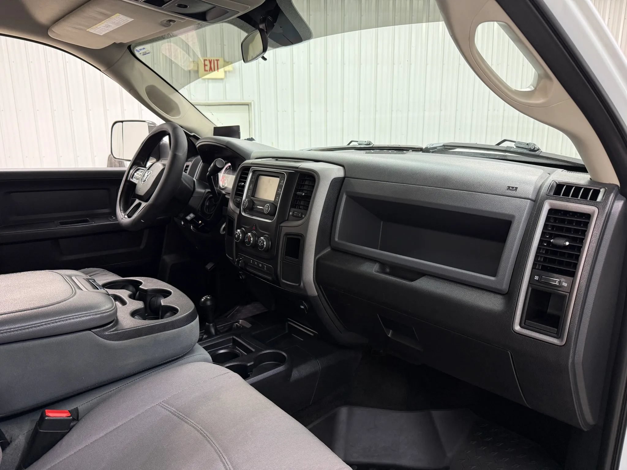 Used 2017 RAM 2500 Tradesman w/ Chrome Appearance Group AWD/4WD image 14