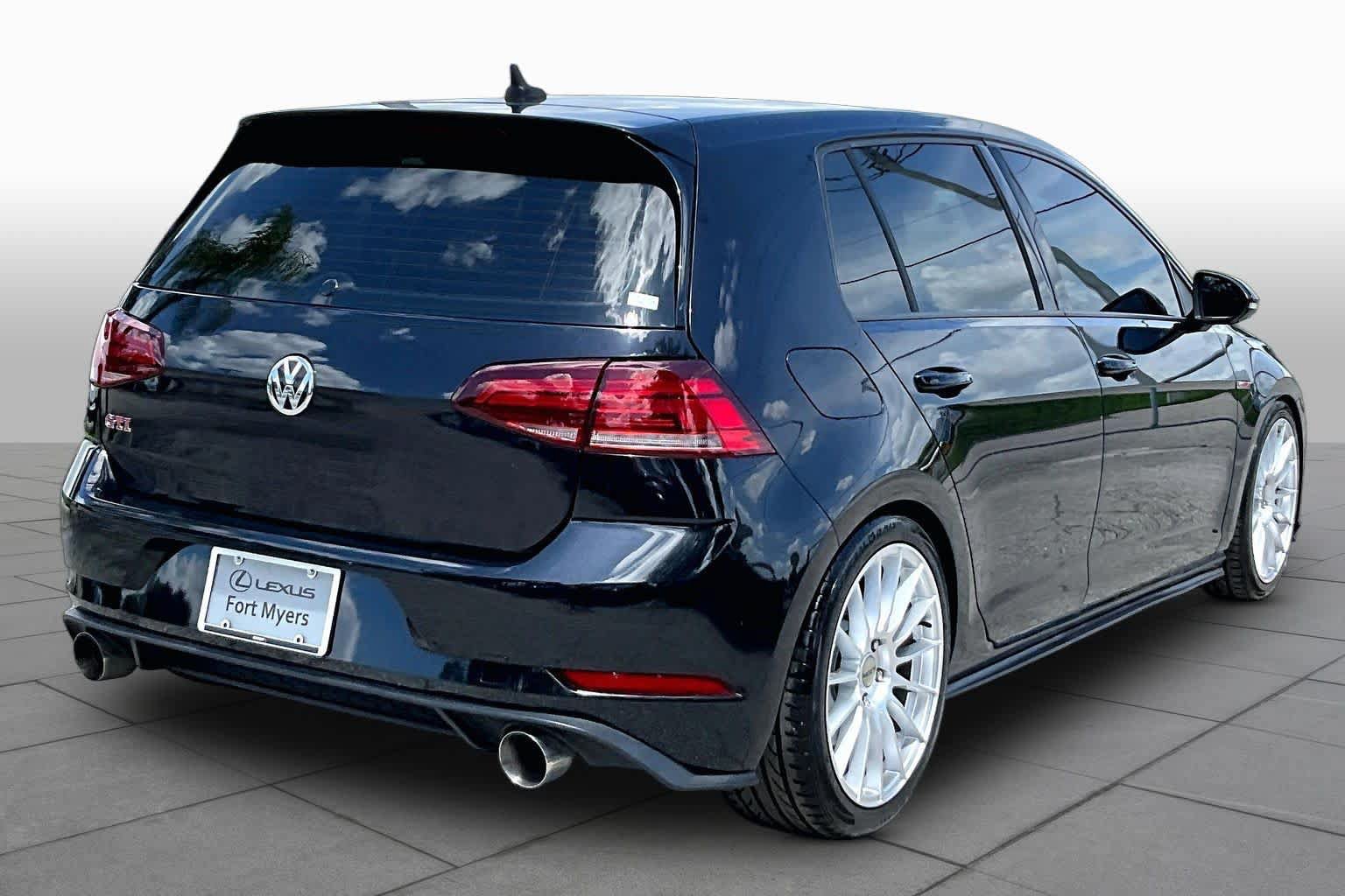 Used 2019 Volkswagen GTI SE w/ SE Experience Package FWD image 13