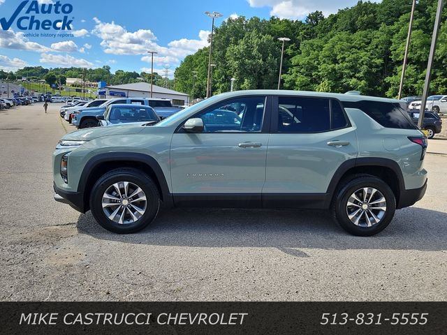 Used 2025 Chevrolet Equinox LT w/ Safety and Technology Package FWD image 2