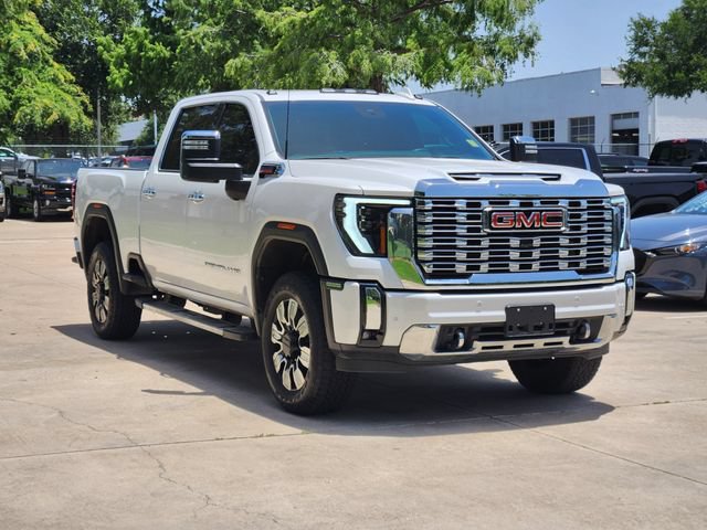 Used 2024 GMC Sierra 2500 Denali w/ Denali Reserve Package AWD/4WD image 4