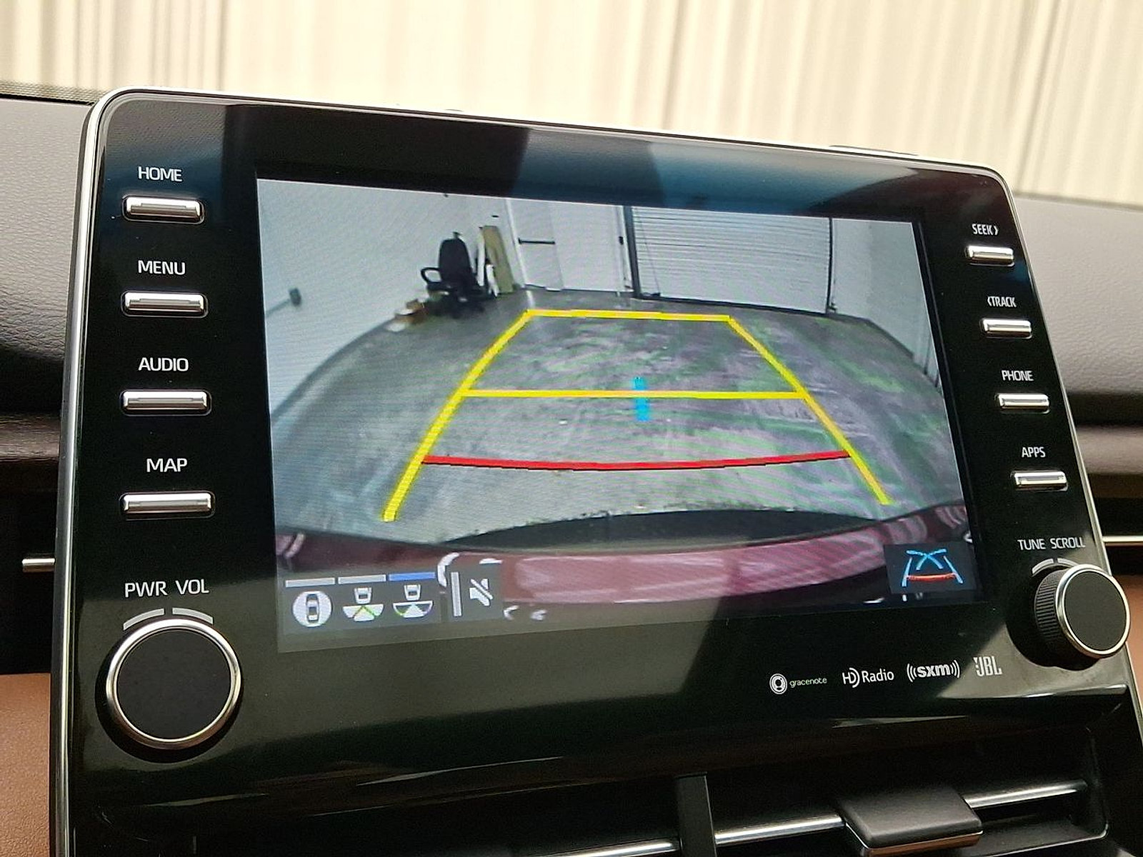 Certified 2019 Toyota Avalon Limited w/ Advanced Safety Package FWD image 19