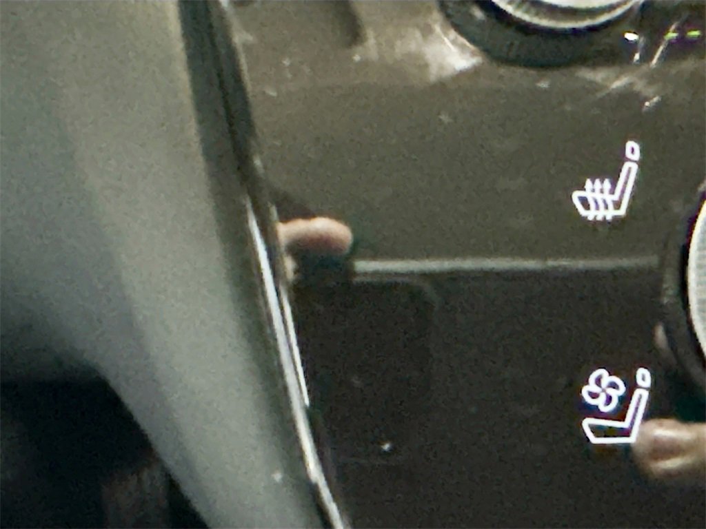 Used 2026 INFINITI QX60 Luxe w/ Cargo Package image 22