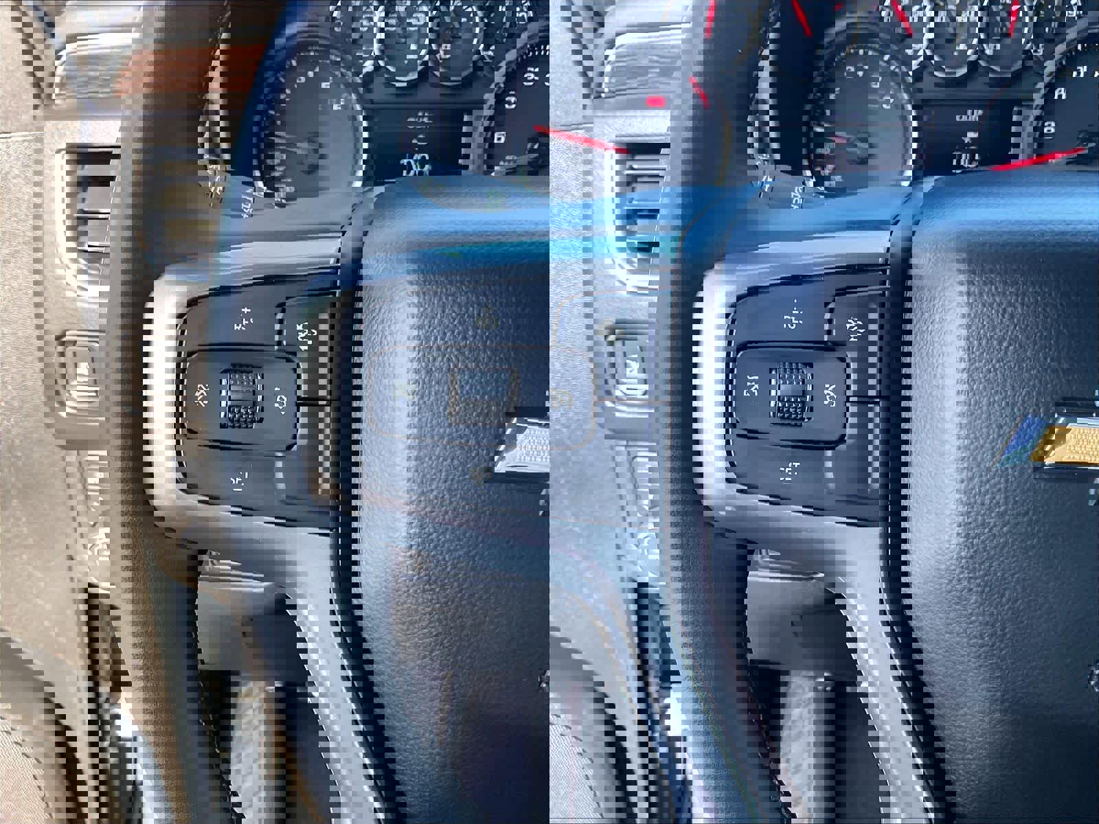 Used 2024 Chevrolet Tahoe LS w/ Driver Alert Package image 20