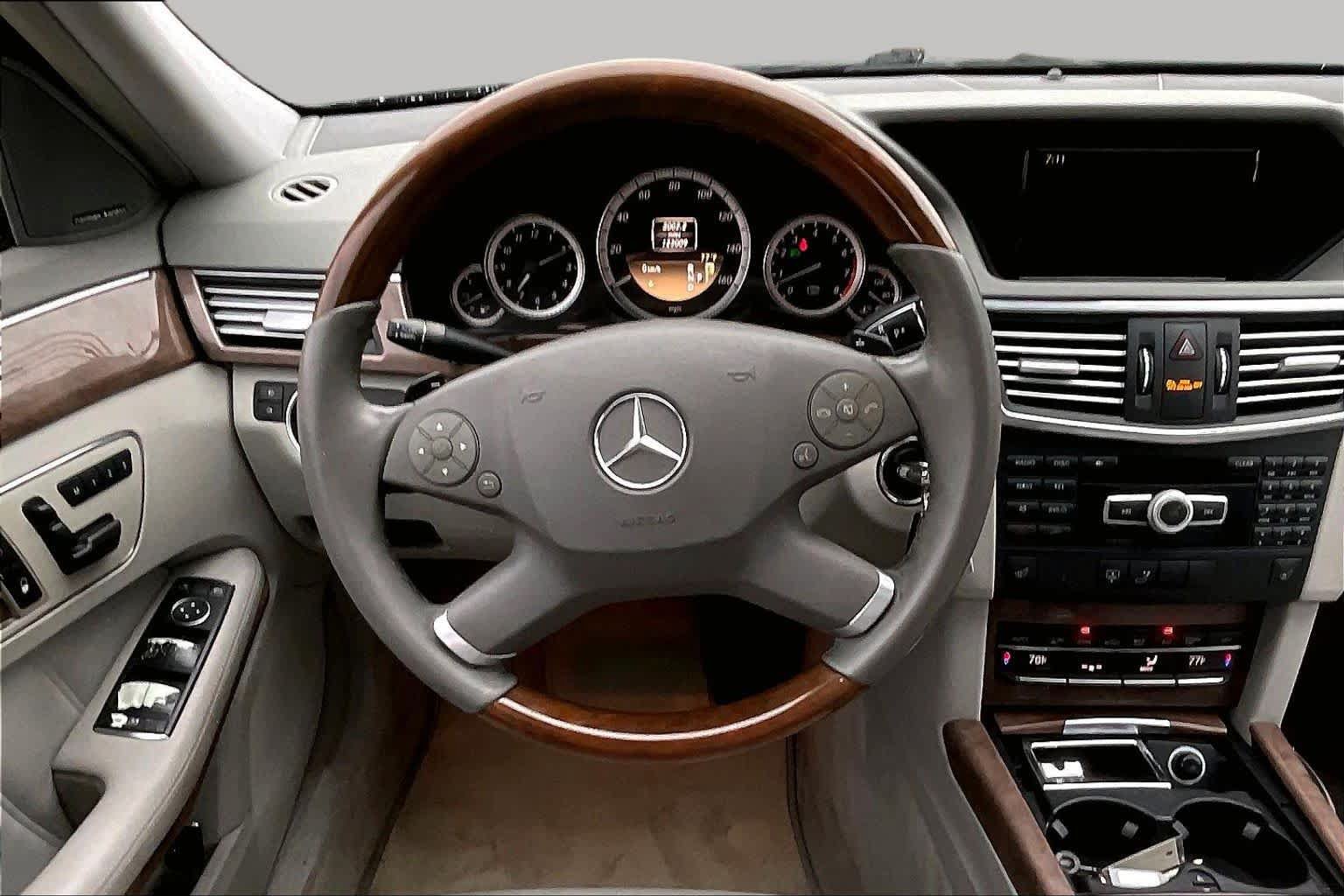 Used 2011 Mercedes-Benz E 350 Sedan image 5