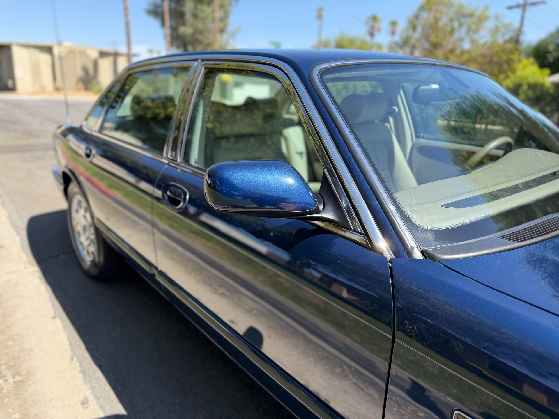 Used 2000 Jaguar XJ8 RWD image 14