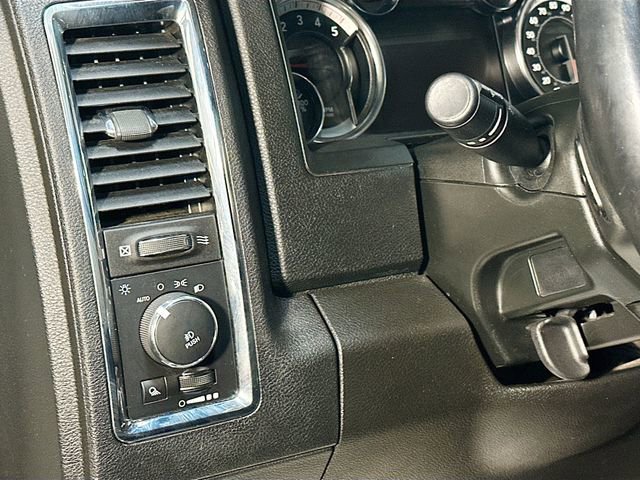 Used 2018 RAM 2500 Laramie w/ Convenience Group image 11