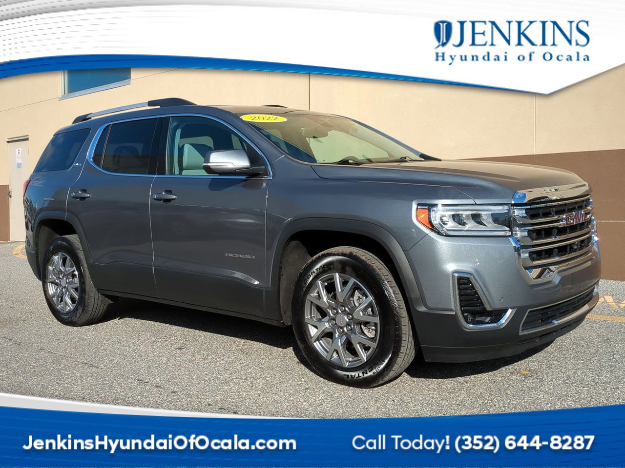 Used 2022 GMC Acadia SLT w/ Technology Package