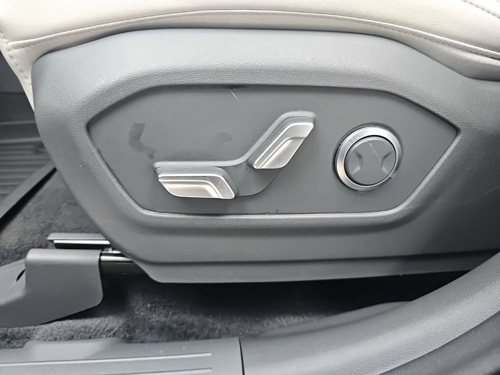 Used 2024 Hyundai Santa Fe SEL AWD/4WD image 13
