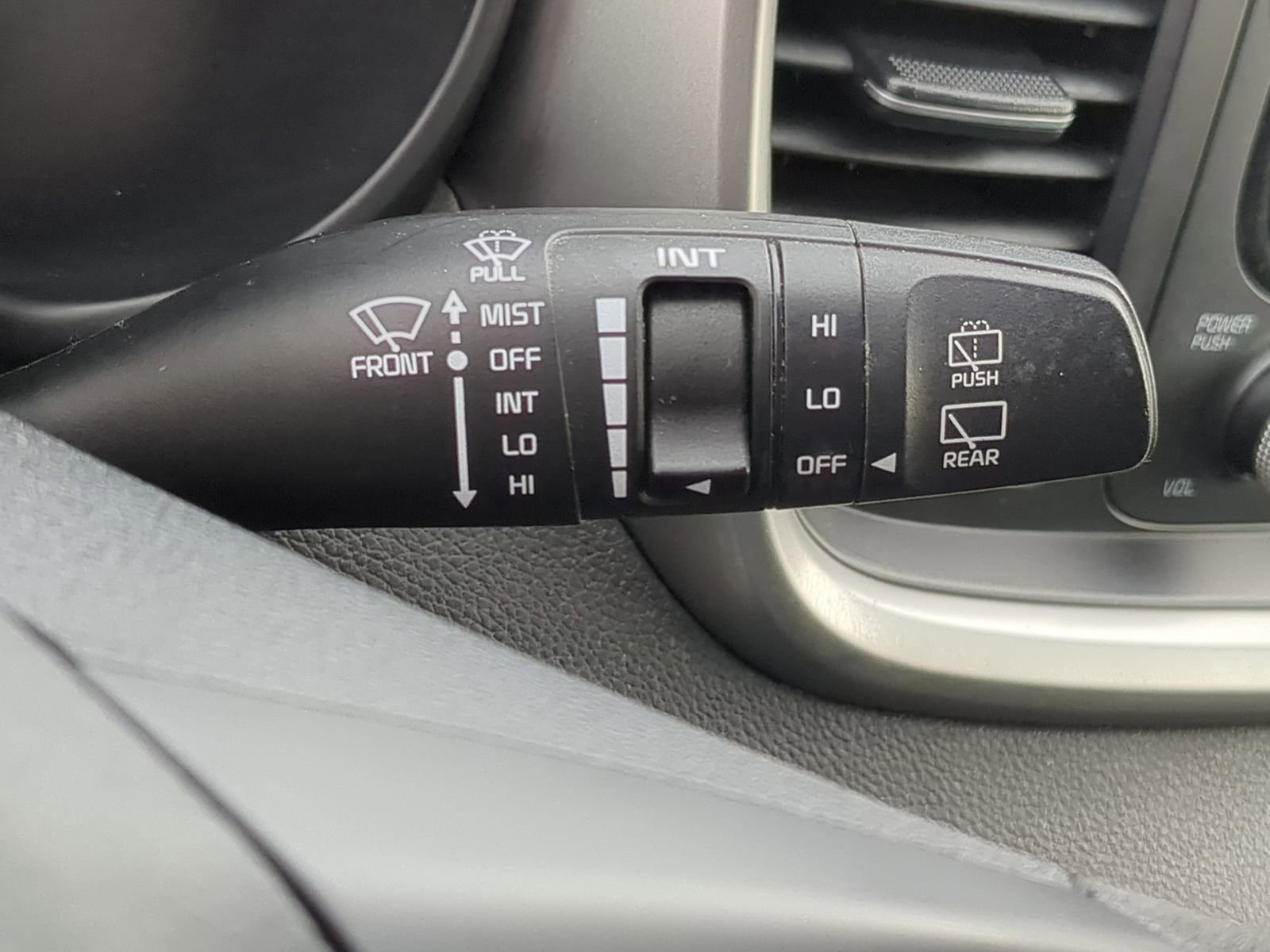 Used 2017 Kia Sorento LX image 26