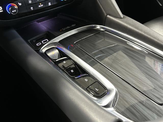 Used 2022 Buick Enclave Essence image 20