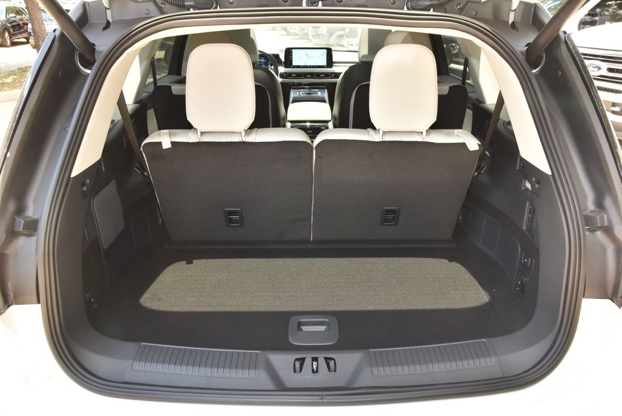 New 2026 Lincoln Aviator 2WD image 36