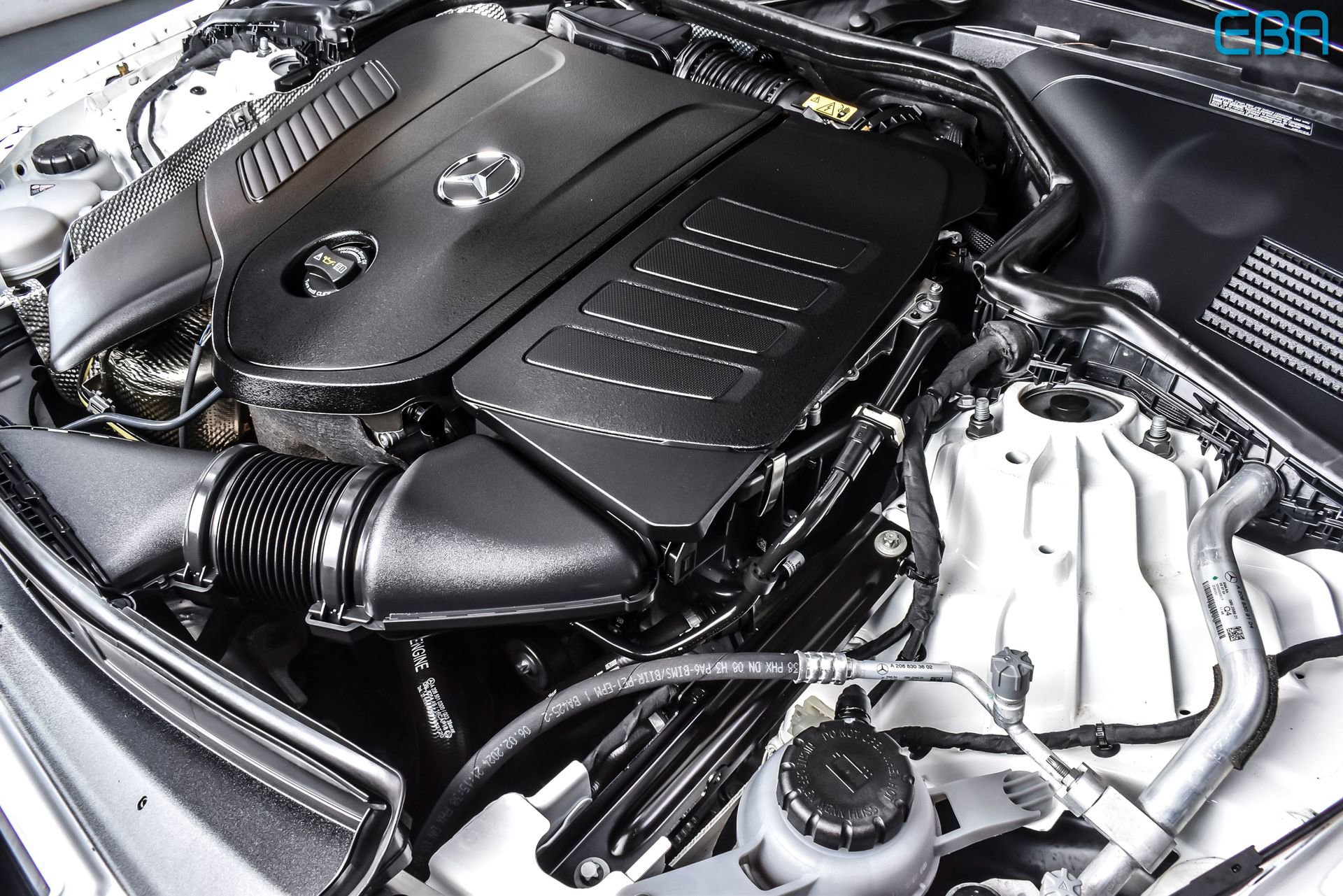 Used 2025 Mercedes-Benz C 300 4MATIC Sedan image 13