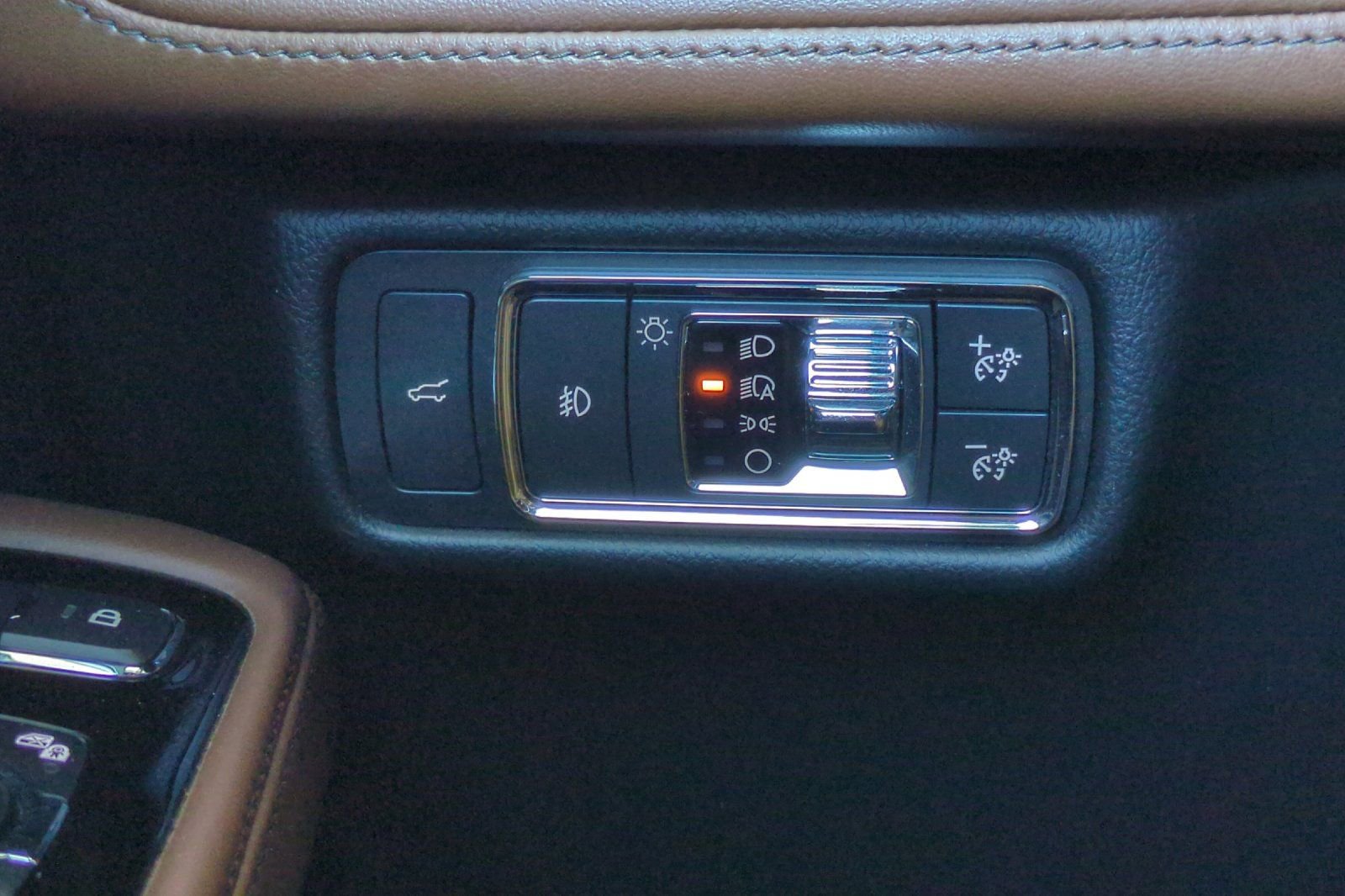 Used 2020 Lincoln Aviator Reserve w/ Equipment Group 202A AWD/4WD image 43