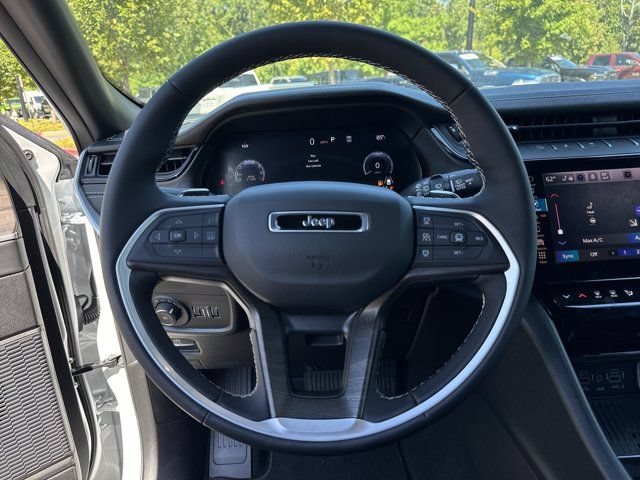New 2027 Jeep Grand Cherokee Limited AWD/4WD image 24