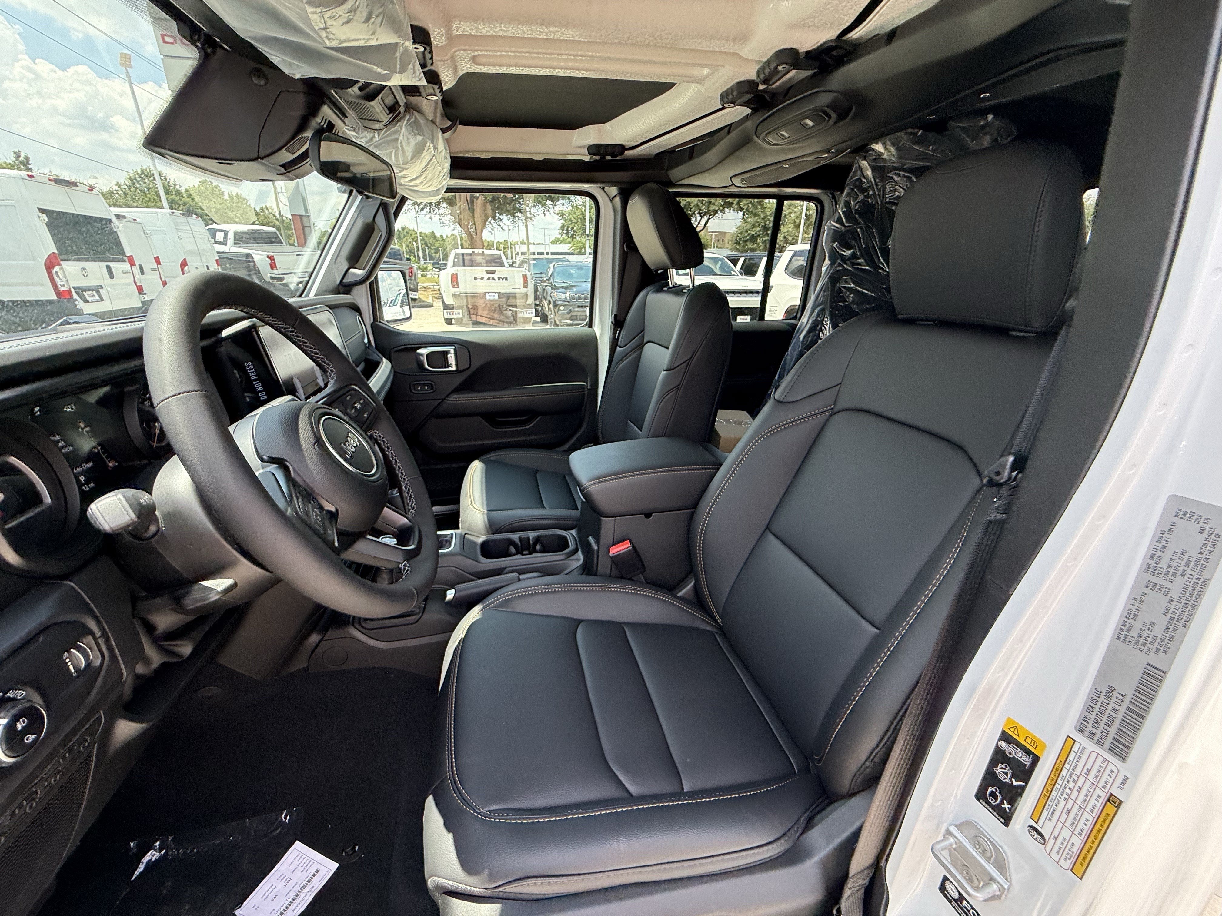 New 2026 Jeep Gladiator Mojave AWD/4WD image 17