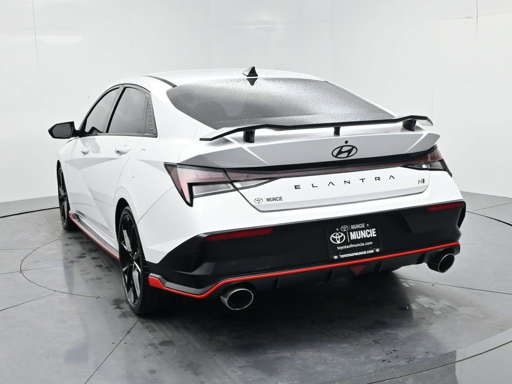 Used 2025 Hyundai Elantra N Base image 6