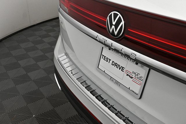 New 2026 Volkswagen Atlas SE image 35