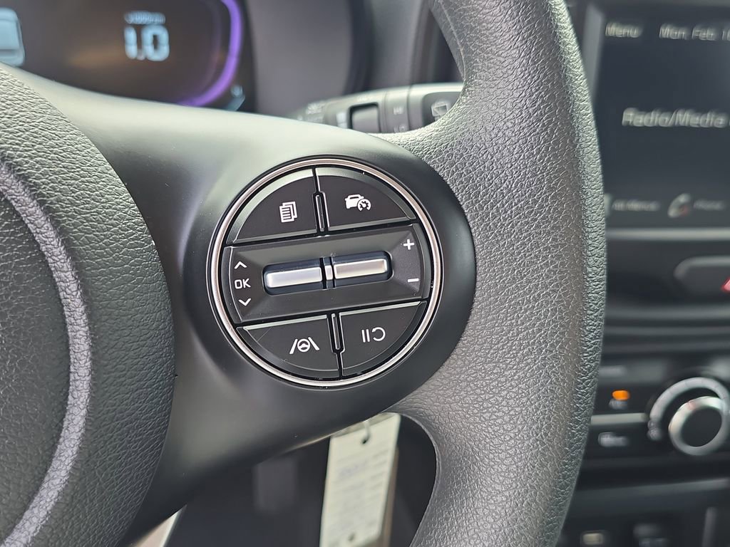 Certified 2025 Kia Soul LX image 29