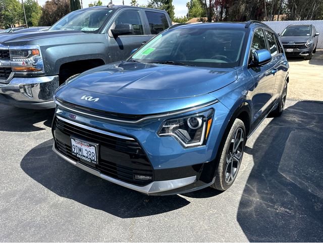 Certified 2023 Kia Niro EX Touring image 3