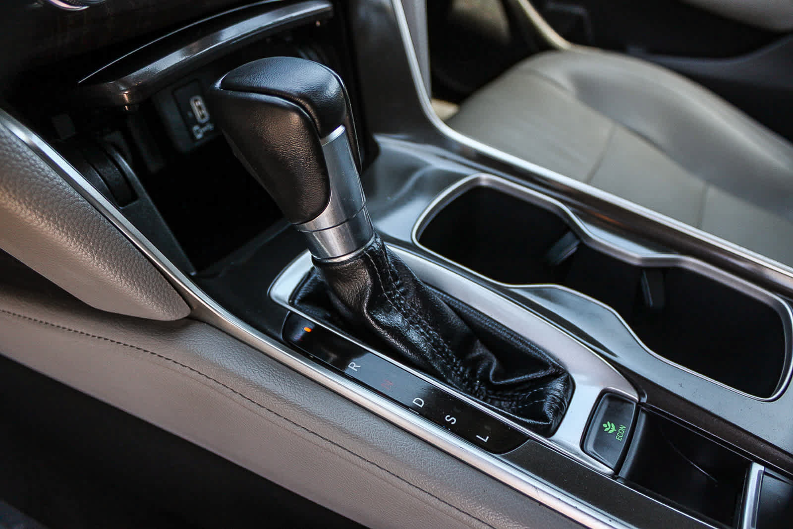 Certified 2018 Honda Accord EX-L image 19