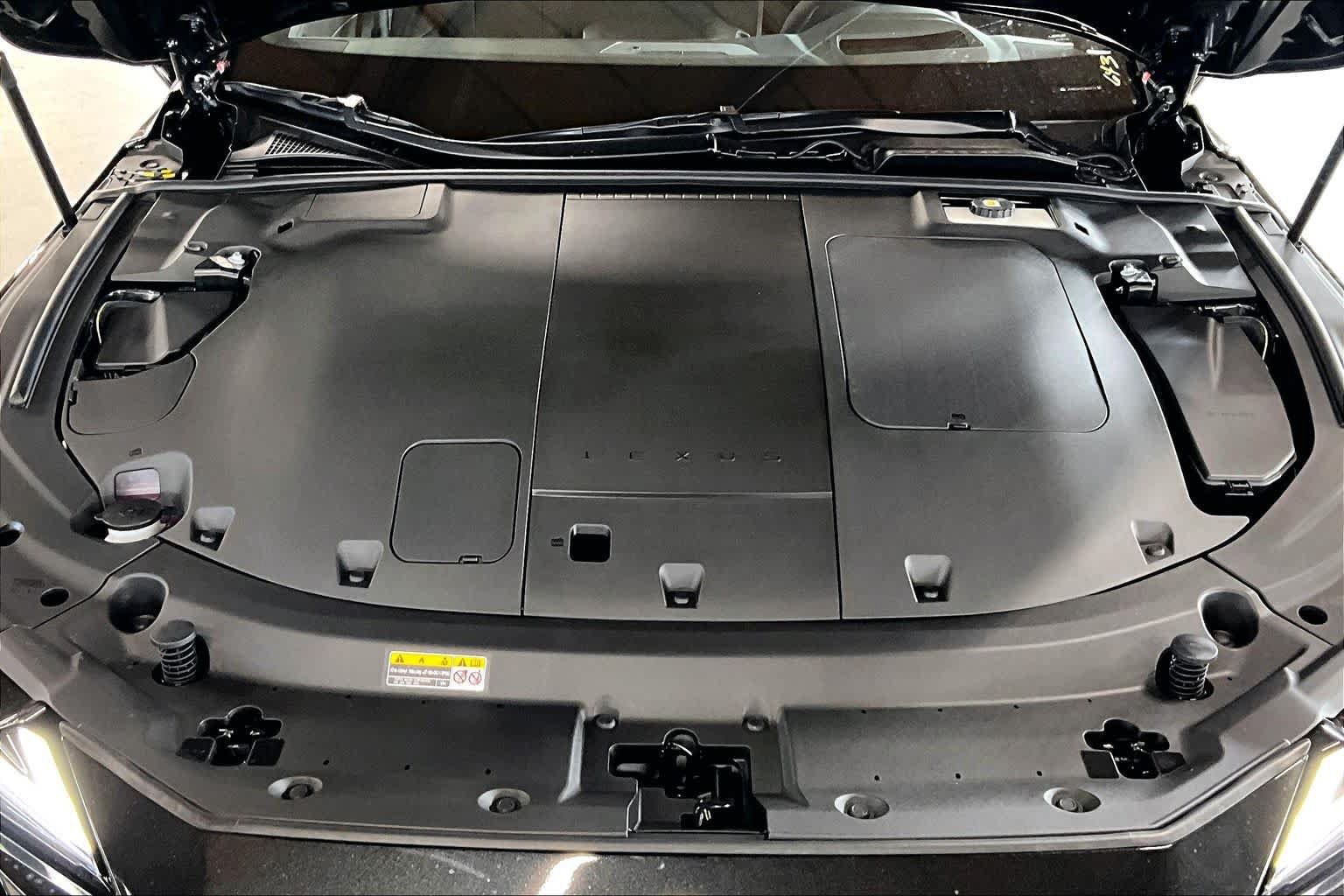 New 2026 Lexus ES 350e w/ Executive Package FWD image 11