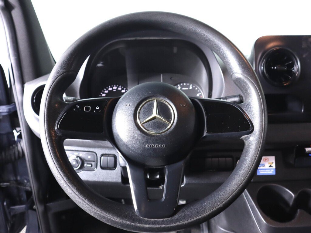 Used 2019 Mercedes-Benz Sprinter 170 image 11