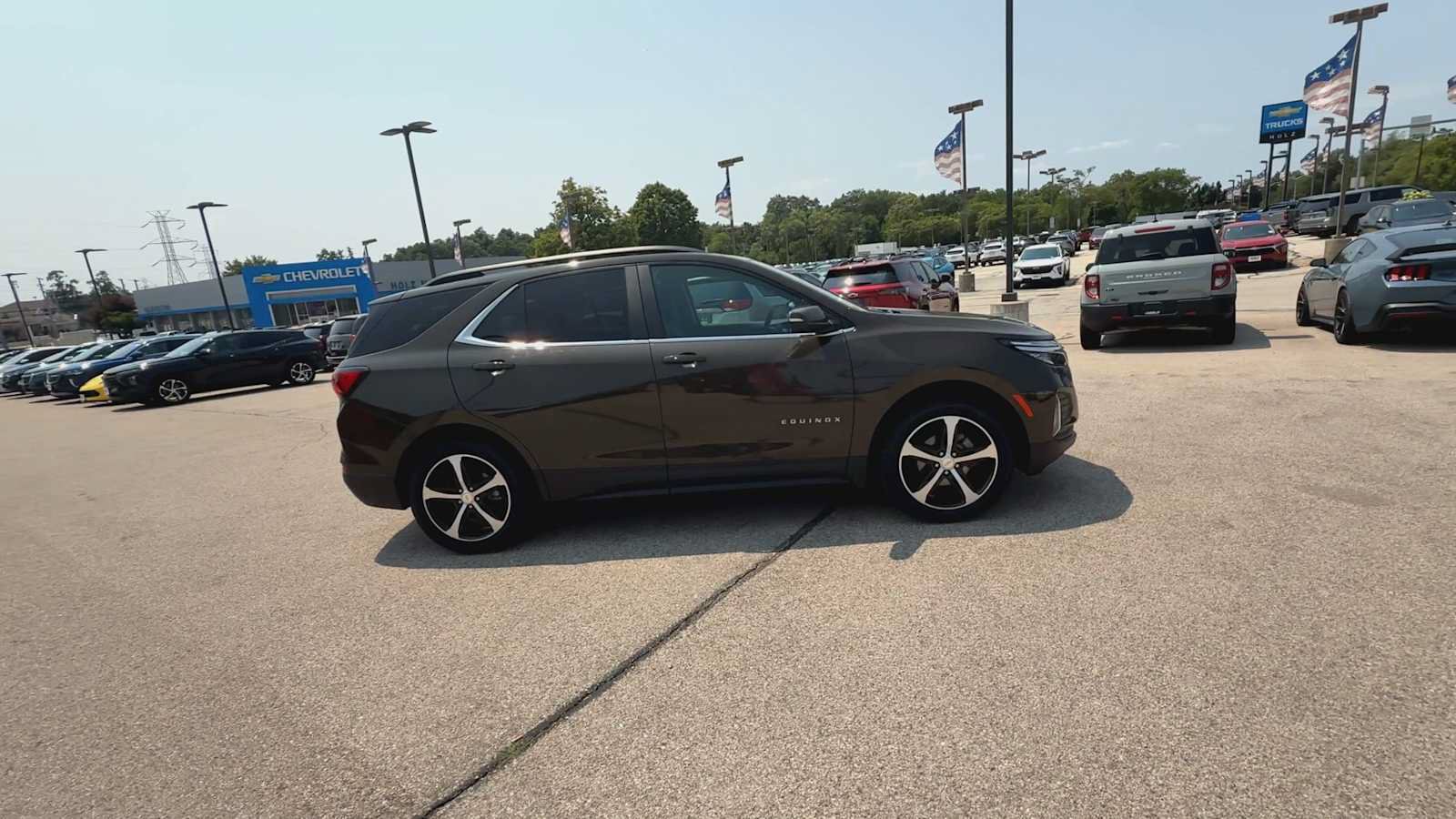 Certified 2023 Chevrolet Equinox LT AWD/4WD image 9