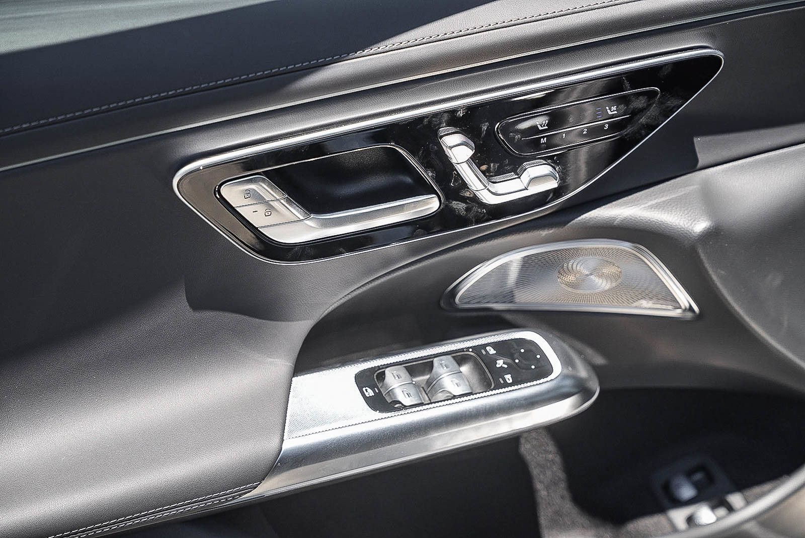 New 2026 Mercedes-Benz E 53 AMG e 4MATIC Sedan image 22