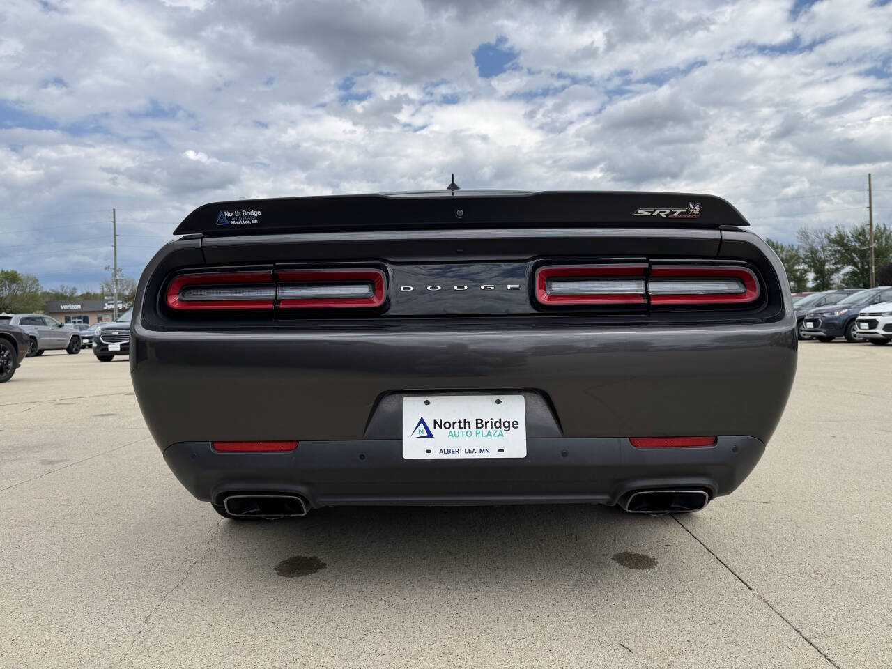 Used 2016 Dodge Challenger R/T Scat Pack w/ Leather Interior Group RWD image 30