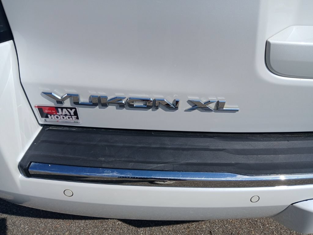 Used 2017 GMC Yukon XL Denali w/ Open Road Package AWD/4WD image 10