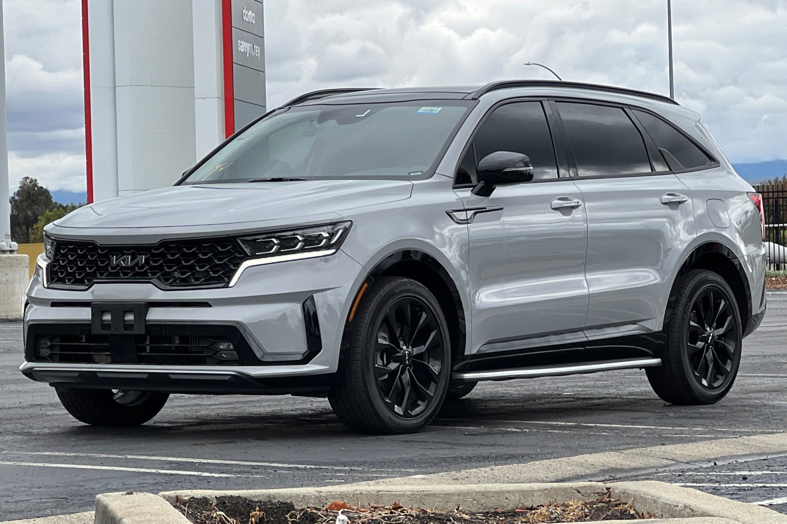 Certified 2022 Kia Sorento SX image 9